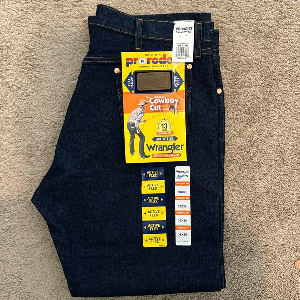 Wrangler Cowboy Cut NWT 36x30